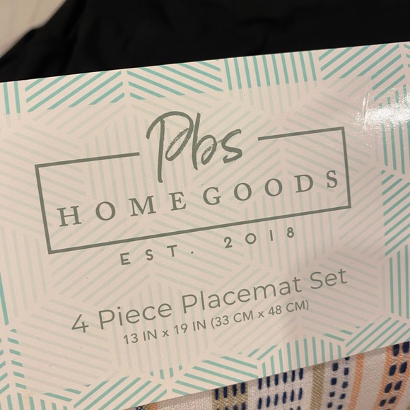 Cloth placemats,NWT,set of 4,multicolored striped patterns,unique style,NEW - Picture 8 of 10